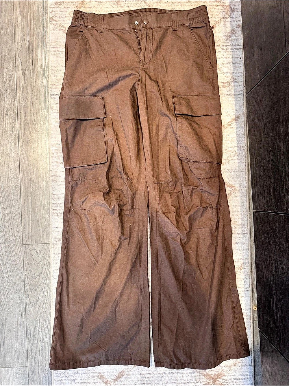 H&M Divided Cargo Pants Brown Size 6